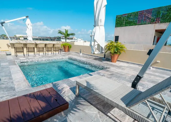Ocean View 2BR Condo - Singular Joy 204 Apartamento *