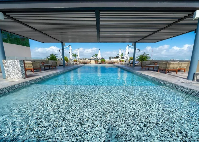 Ocean View 2BR Condo - Singular Joy 204