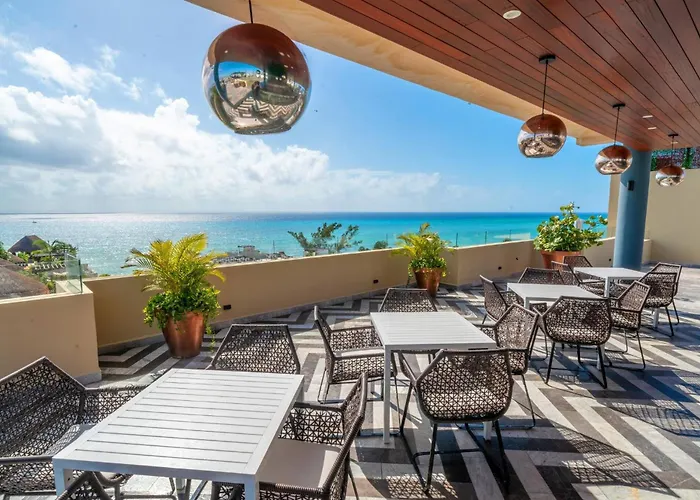 Ocean View 2BR Condo - Singular Joy 204 *
